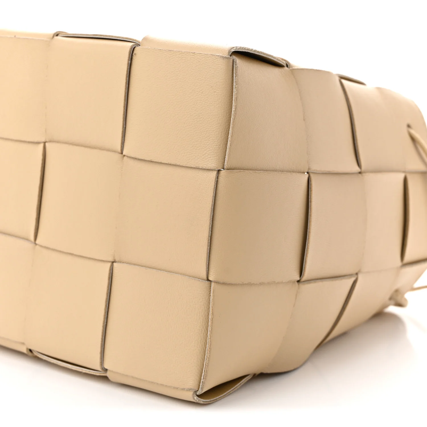 Nappa Maxi Intrecciato Small Cassette Bucket Bag Porridge - Top Club