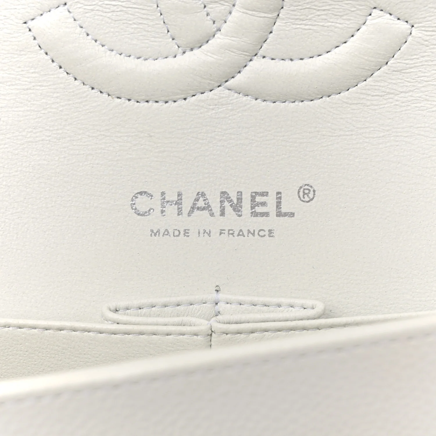 Caviar Quilted Medium Double Flap White - Top Club