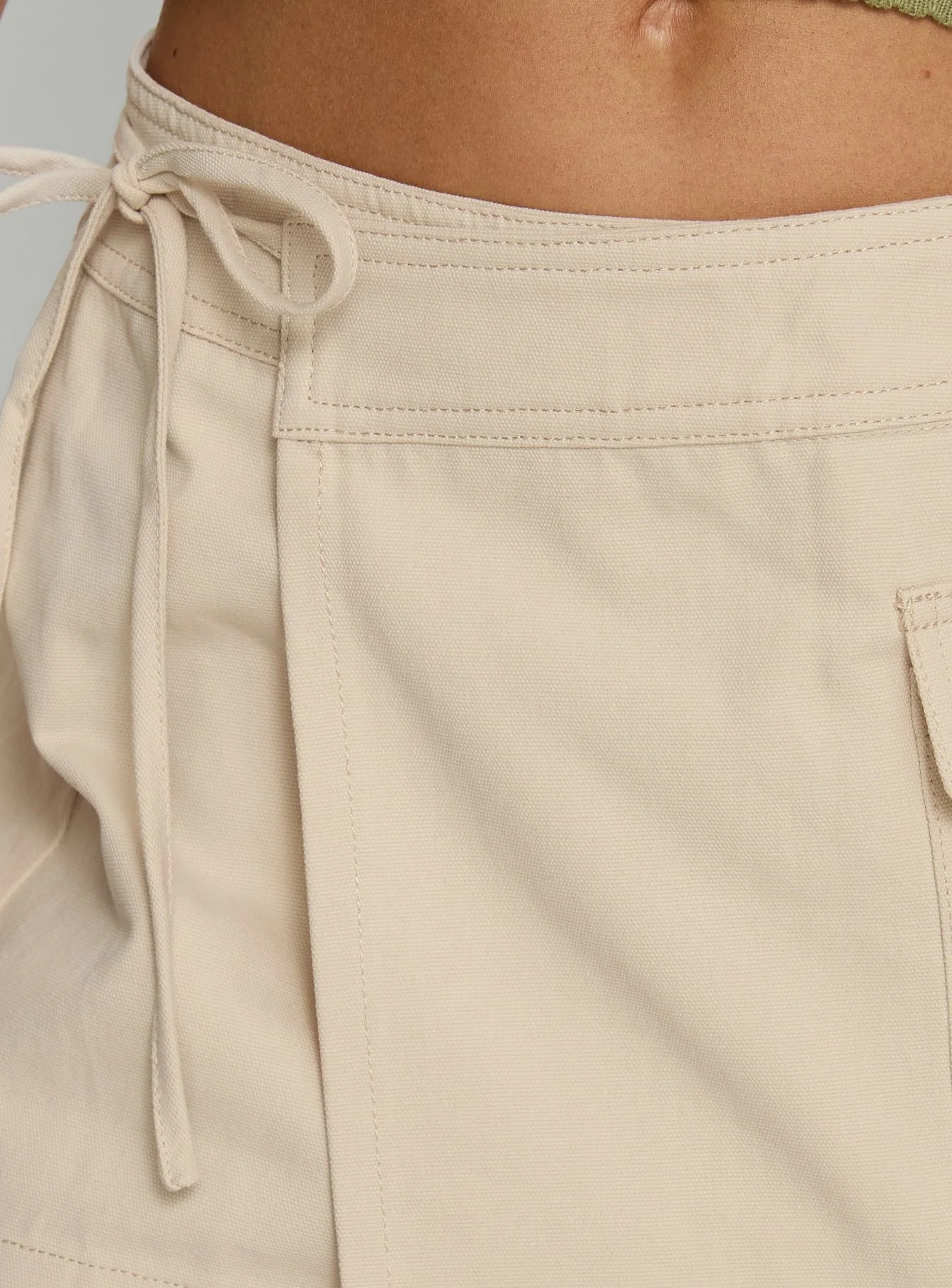 Samarie Cargo Mini Skirt Concrete