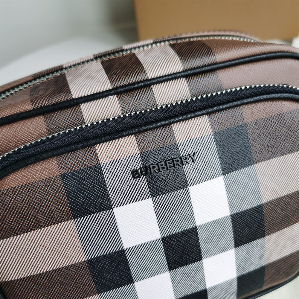 Burberry Paddy Bag - Top Club