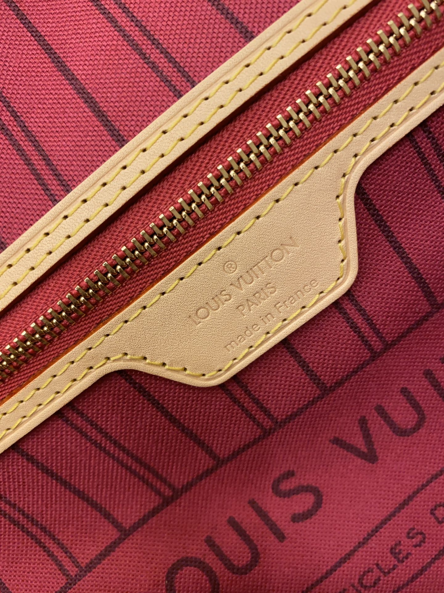Louis Vuitton Tote Leather Bag - Top Club