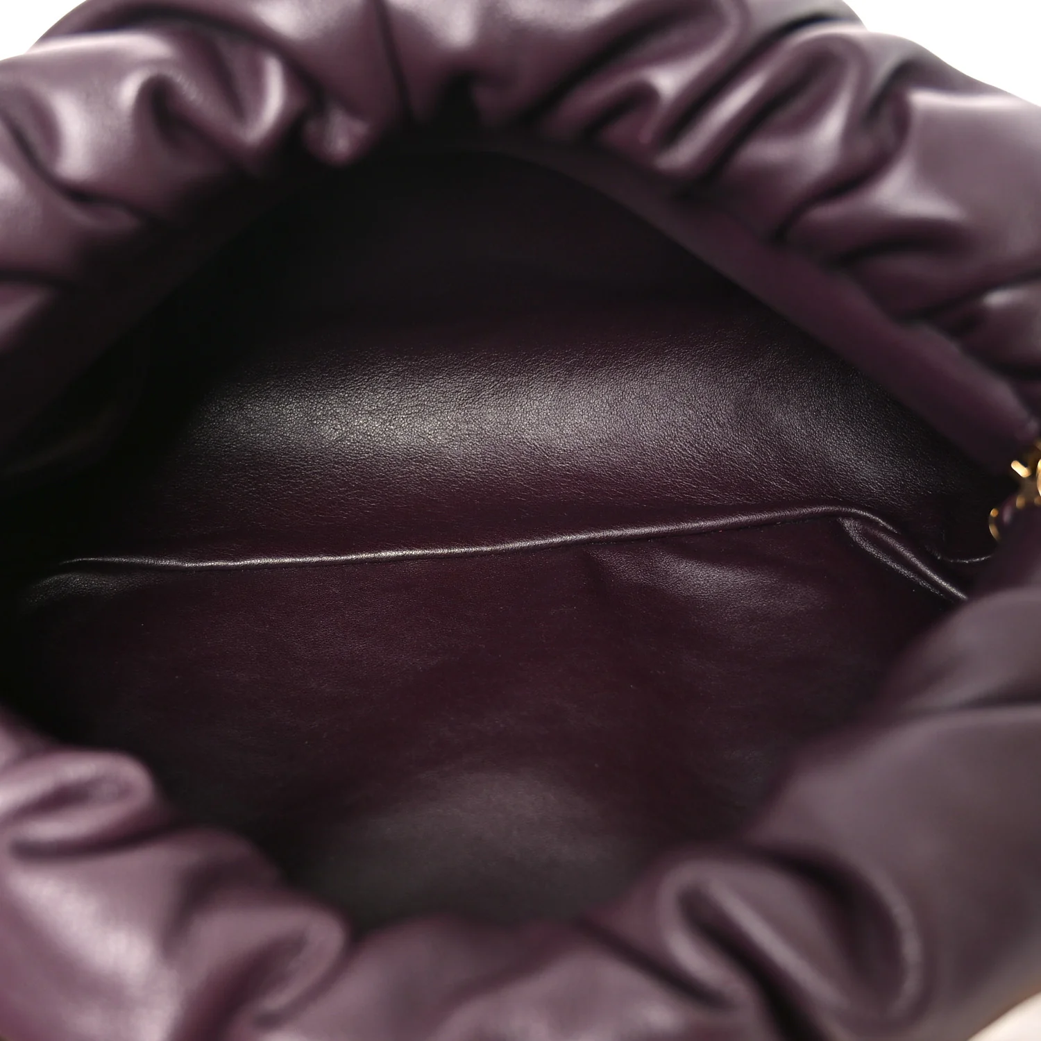Calfskin The Pouch Chain Grape - Top Club