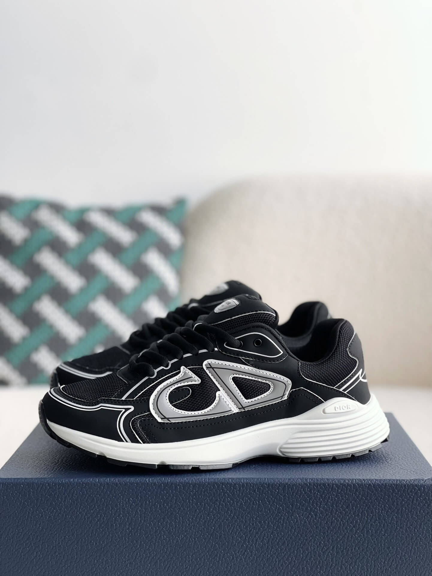 Dior B30 Black White Sneaker - Sneaker Replica Workshop