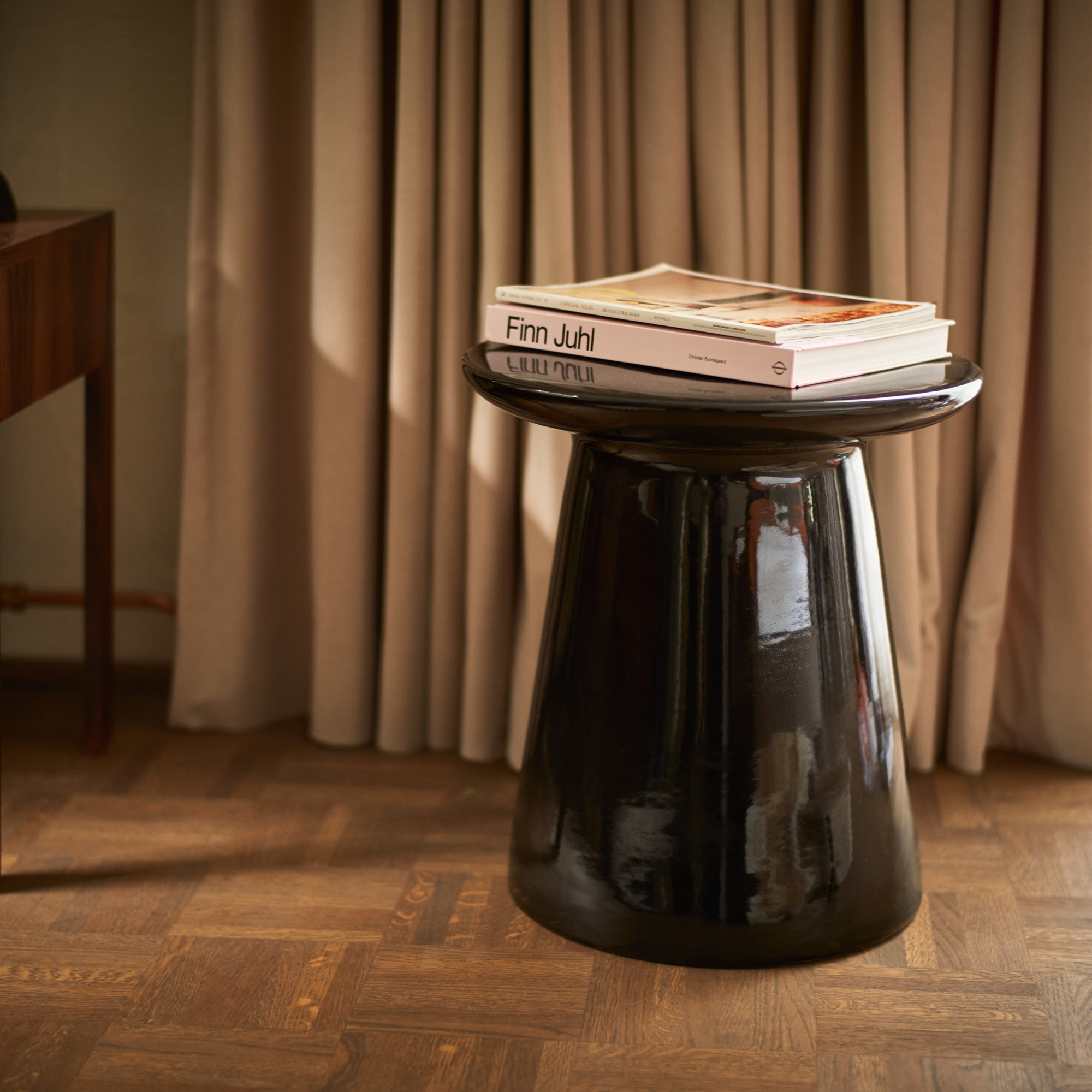 Bijzettafel Earthenware M black