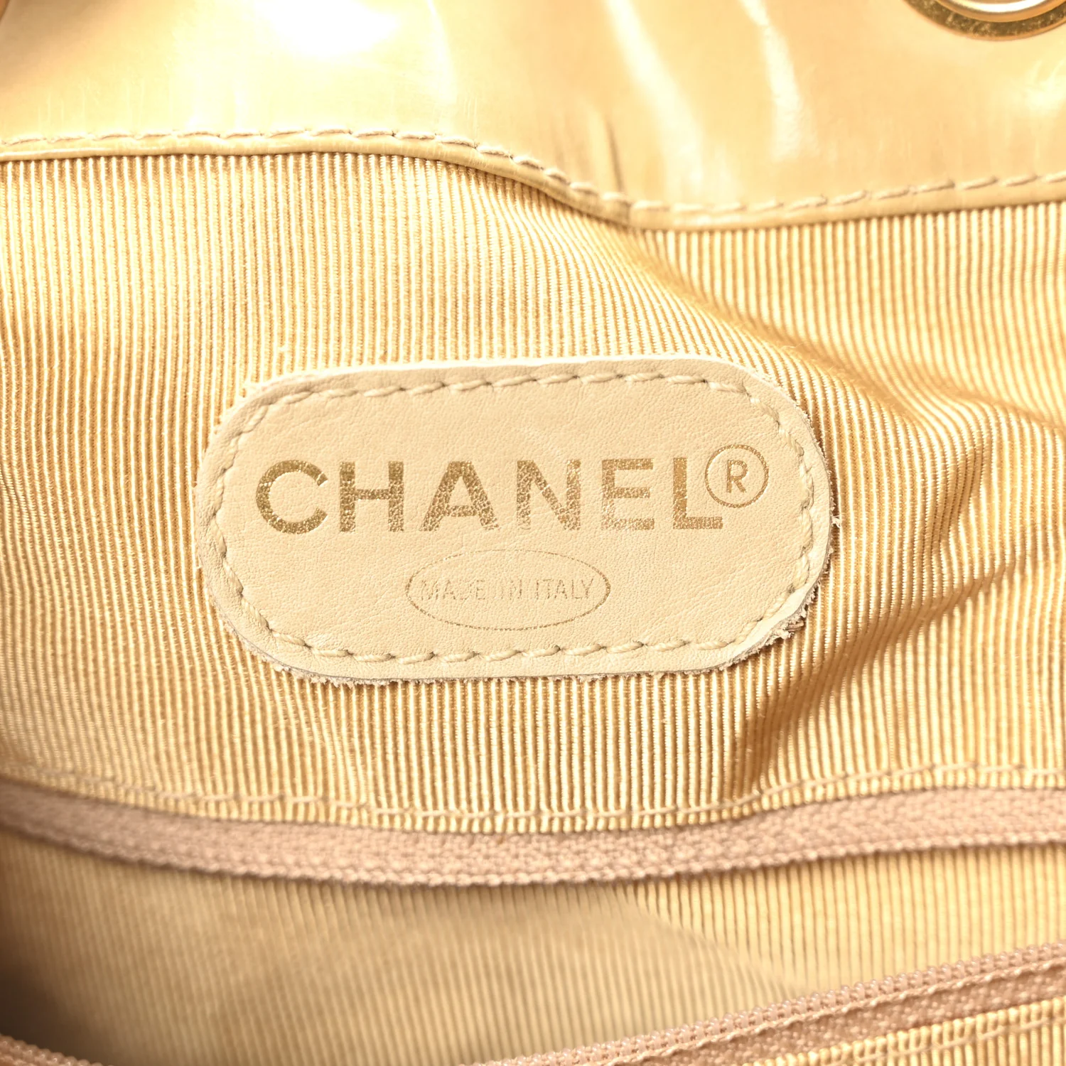 Vinyl Stitched XL Bucket Bag Beige - Top Club