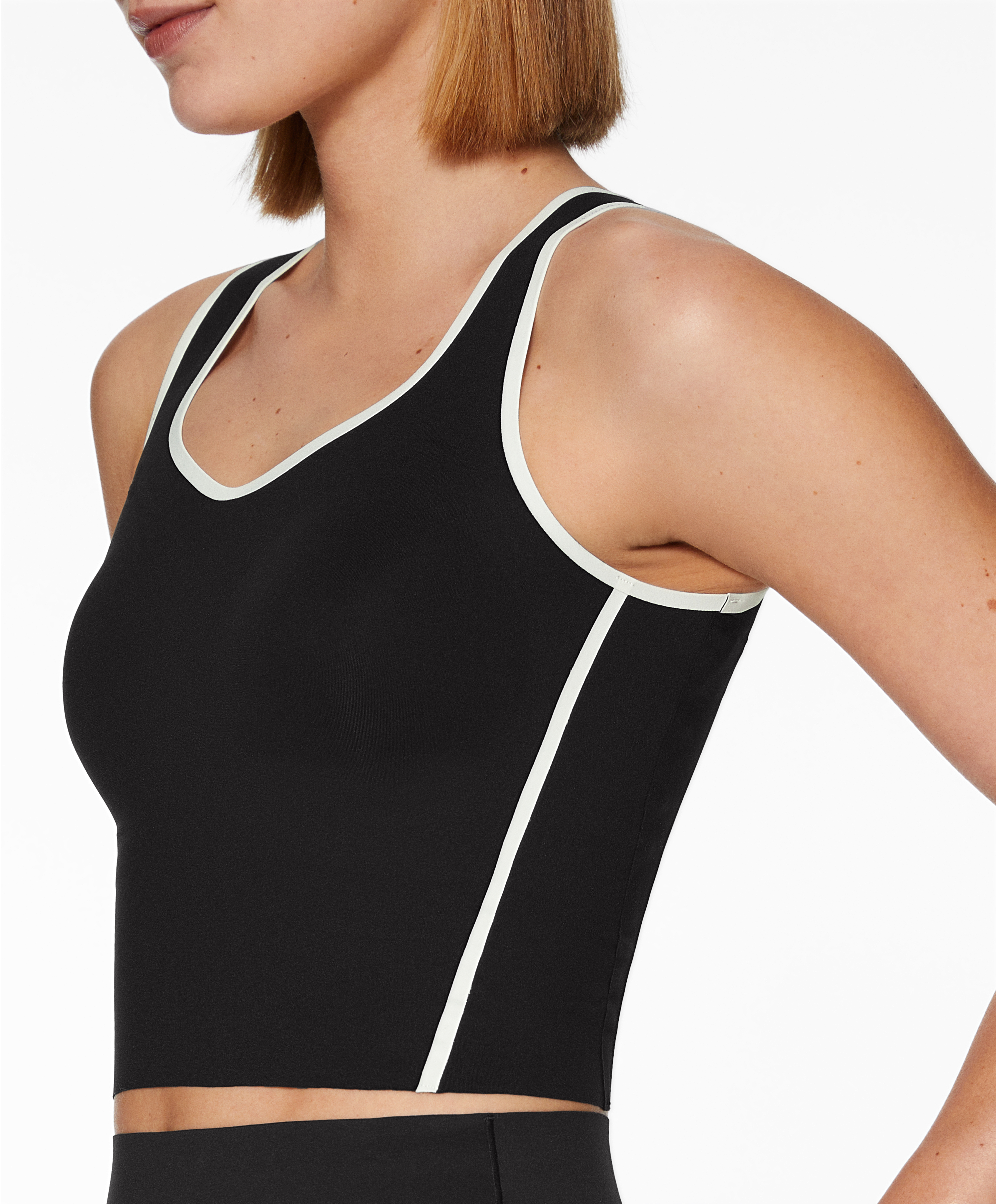 OYSHO Perfect-adapt piping tank top