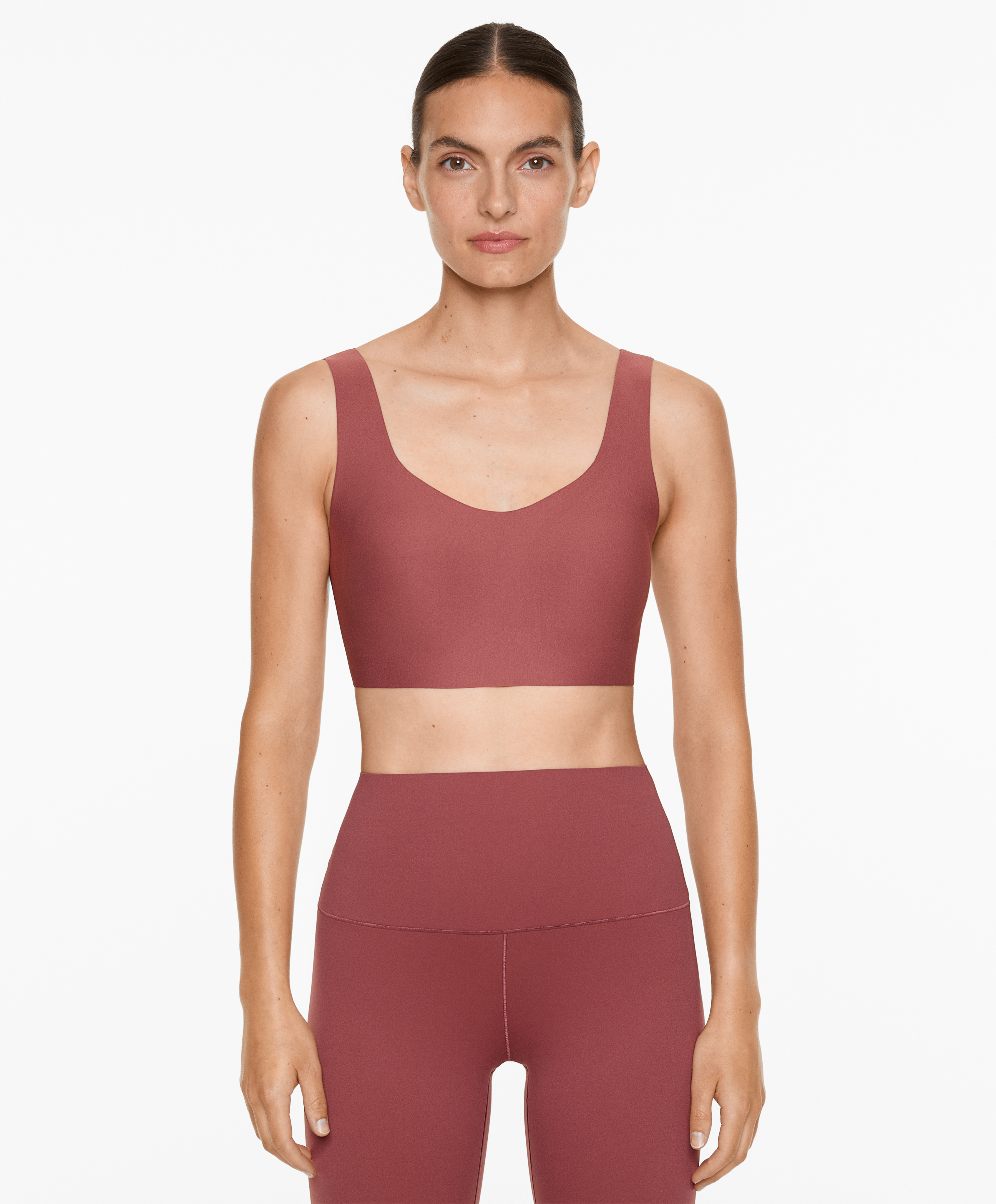 OYSHO Perfect-adapt medium-support sports bra with cups