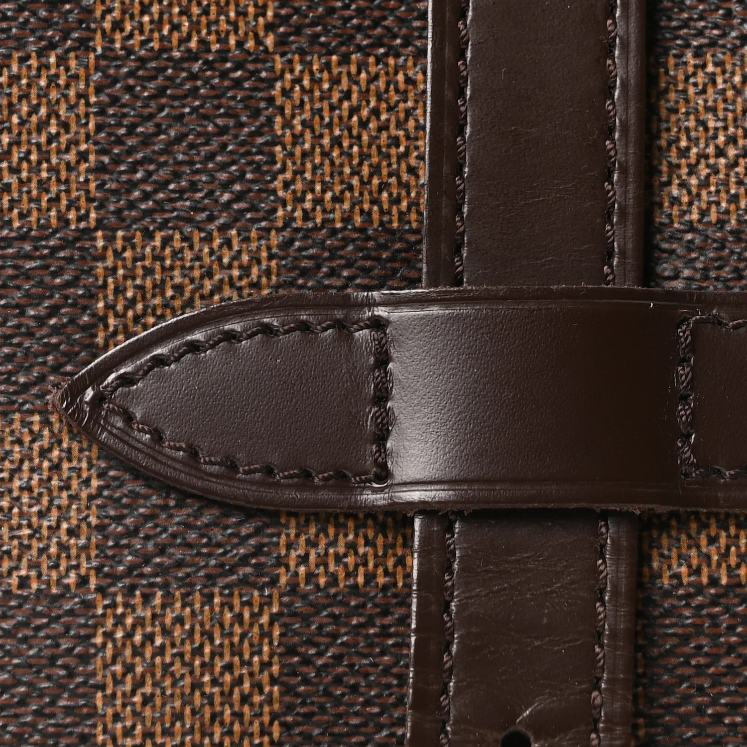 Damier Ebene Saumur 30 - Top Club