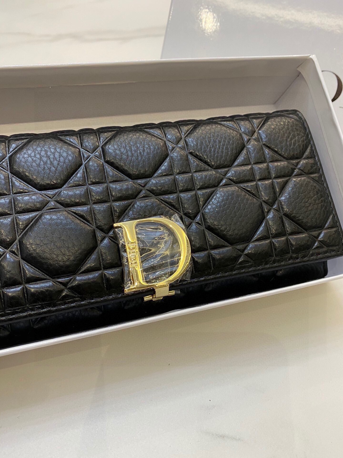 D new arrival women wallet size : 19 *10 cm - Top Club