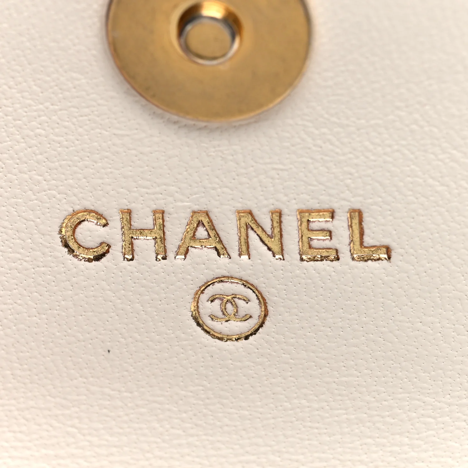 Lambskin Quilted Pearl Crush Clutch With Chain White - Top Club