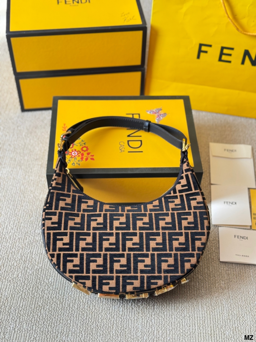 Fen 2025 new arrival graphy moon bag 002 size:30 * 16cm - Top Club
