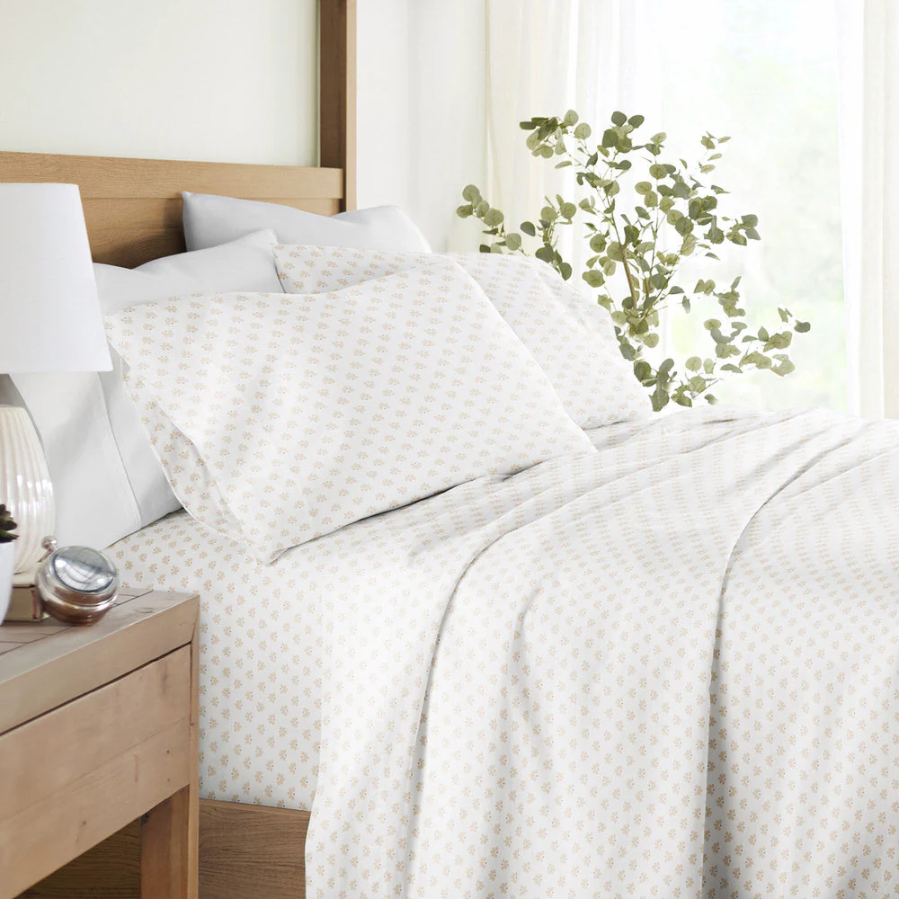Moon Daisies 4-Piece Long Staple Cotton Sheet Set (Sale)