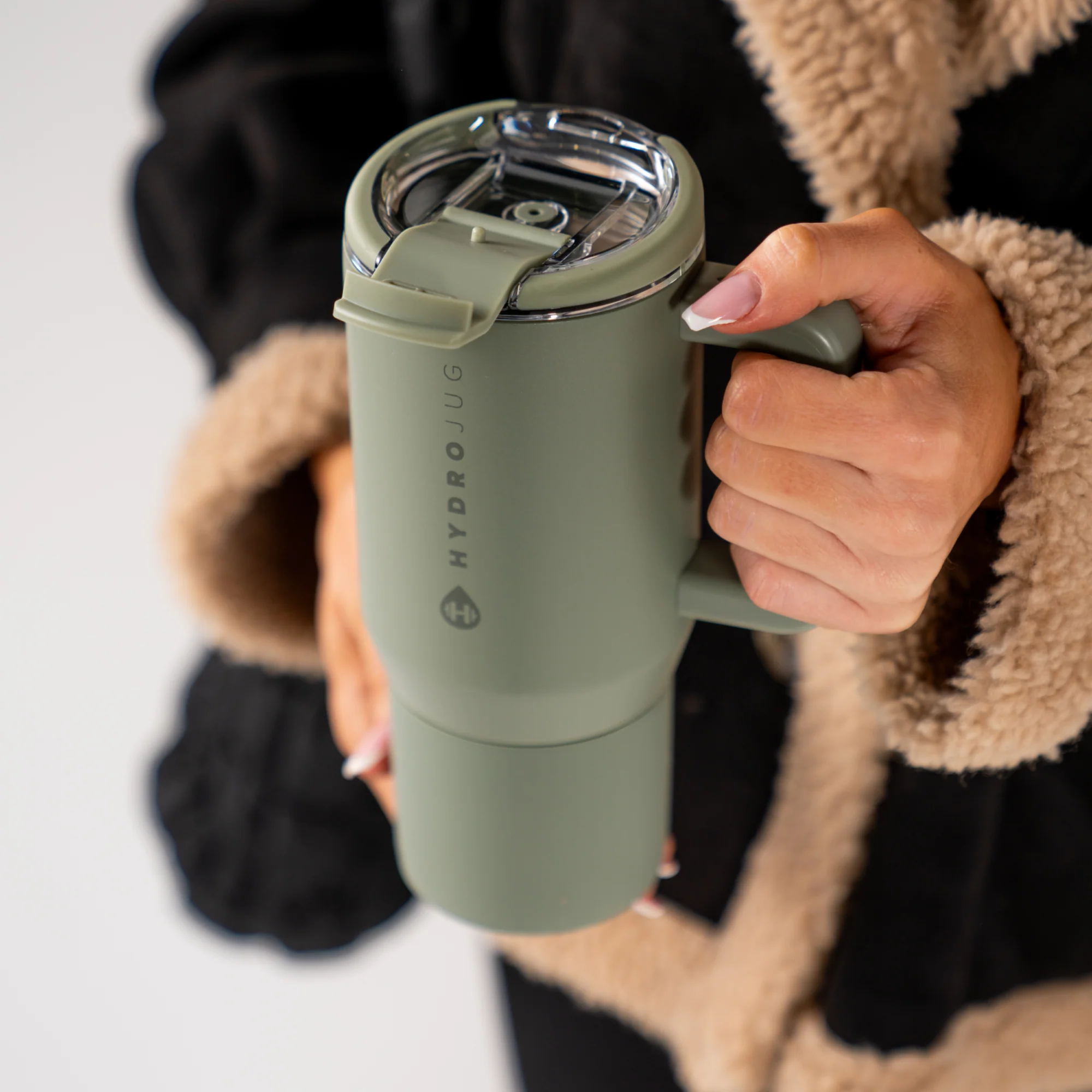 Coffee Traveler FreeSip® Stainless Steel Water Bottle - Courtyard