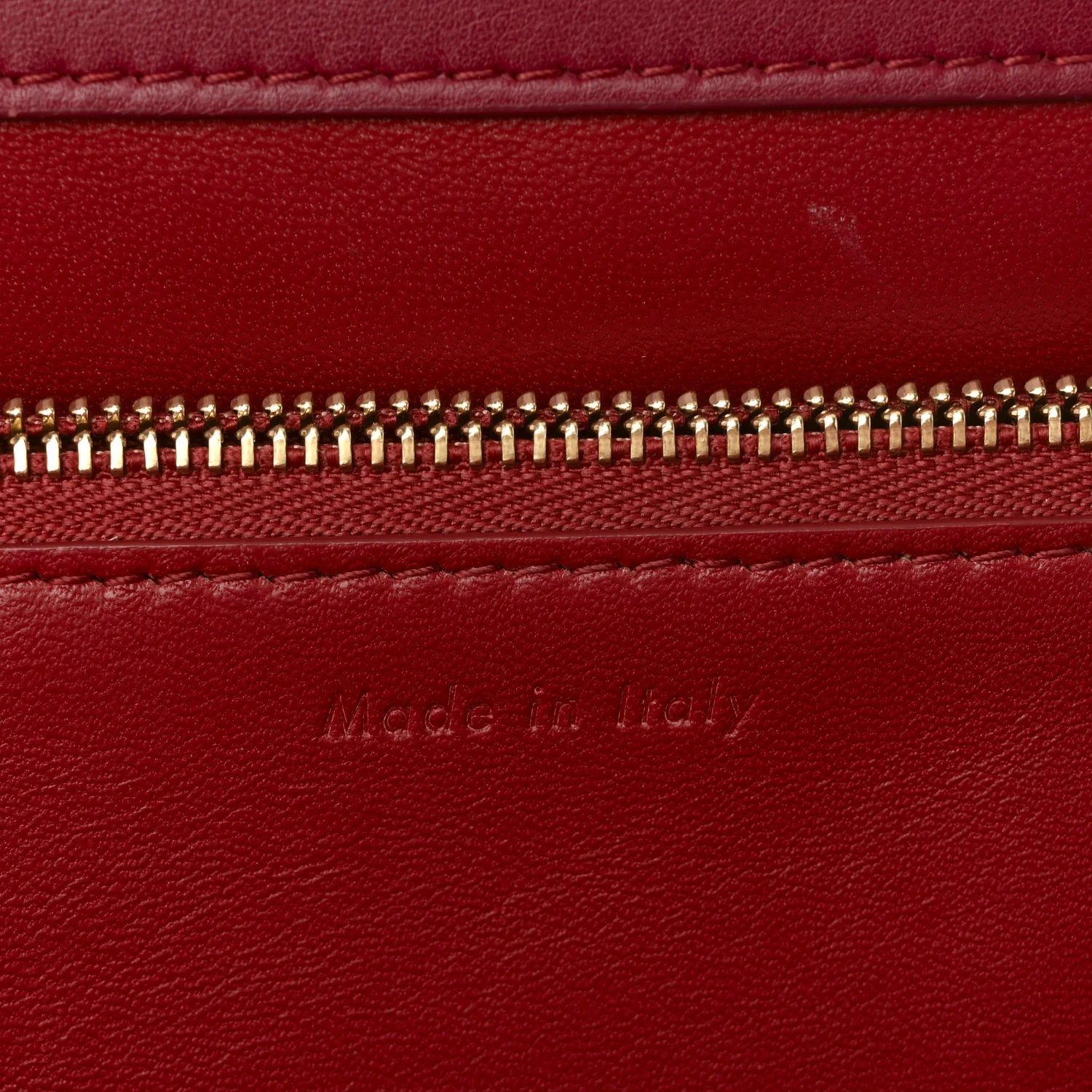 Patina Box Calfskin Medium Clasp Bag Scarlet - Top Club