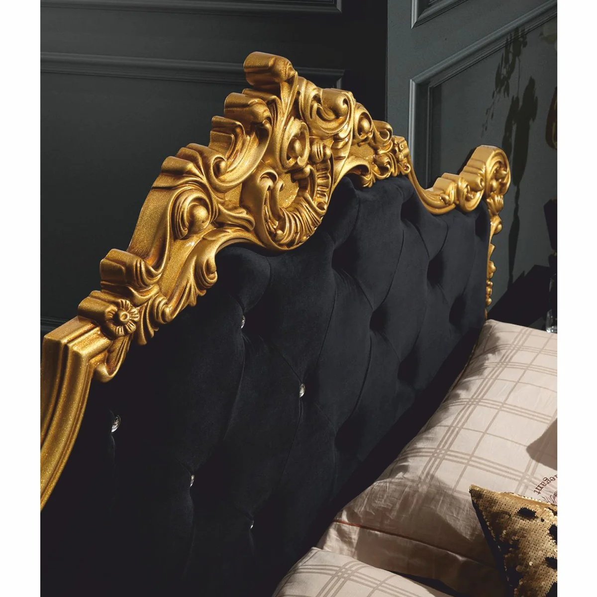 Luxury baroque double bed with rhinestones black / gold - baroque style bedroom furniture
