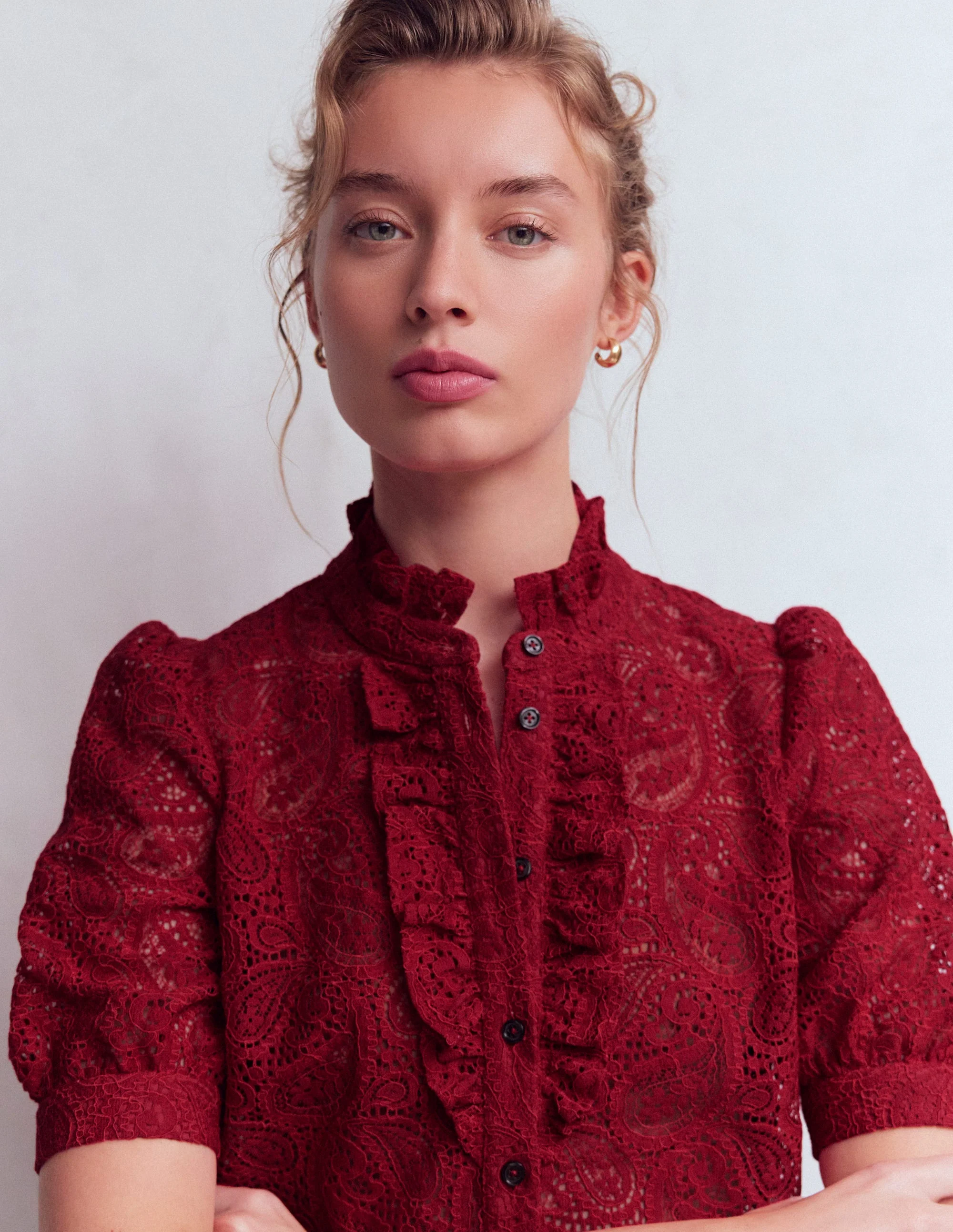 Sasha Kurzärmliges Oberteil mit Spitze-Granatapfel