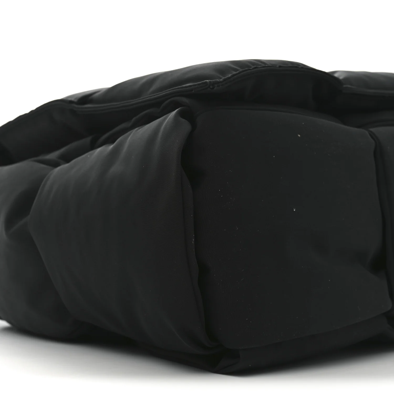 Nylon Intrecciato Padded Tech Maxi Cassette Bag Black - Top Club