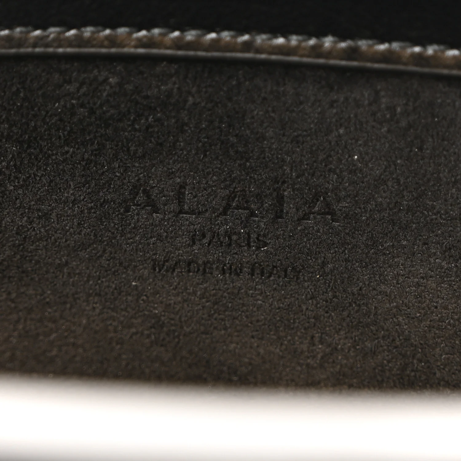Calfskin Small Le Click East West Bag Black - Top Club