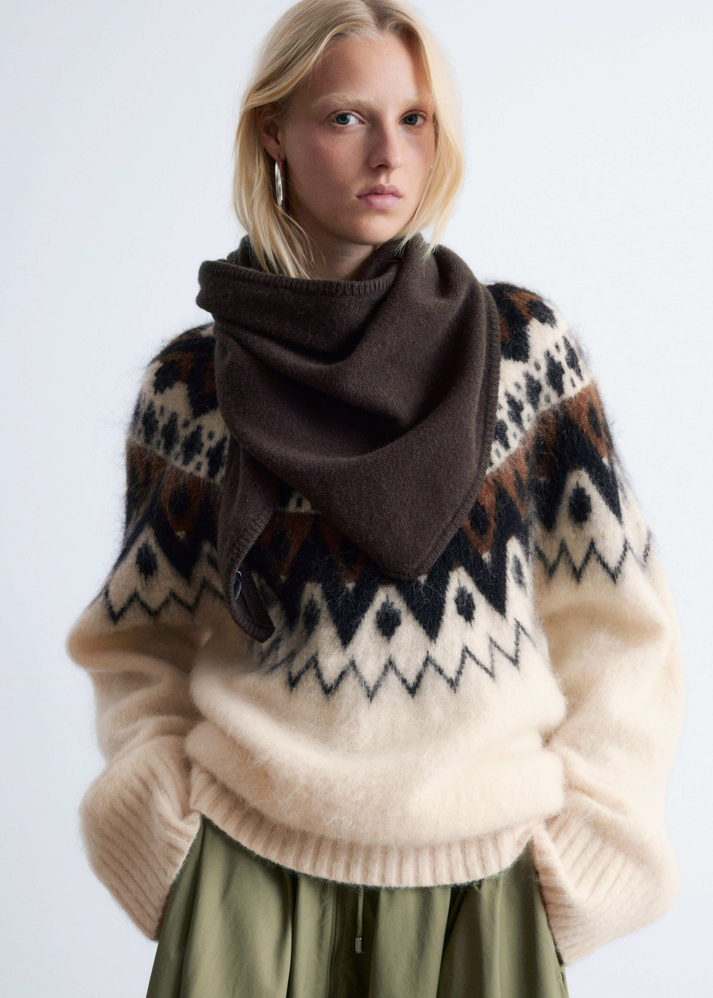 & Other Stories WOOL TRIANGLE SCARF