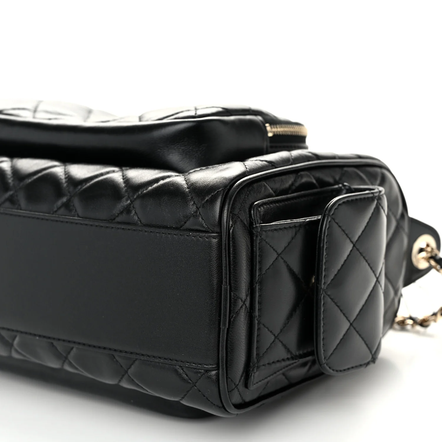 Shiny Crumpled Lambskin Quilted Medium Preppy Pocket Camera Case Black - Top Club