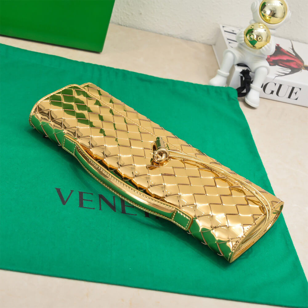 Bottega Veneta Andiamo Clutch(HIGH-END GRADE) - Top Club