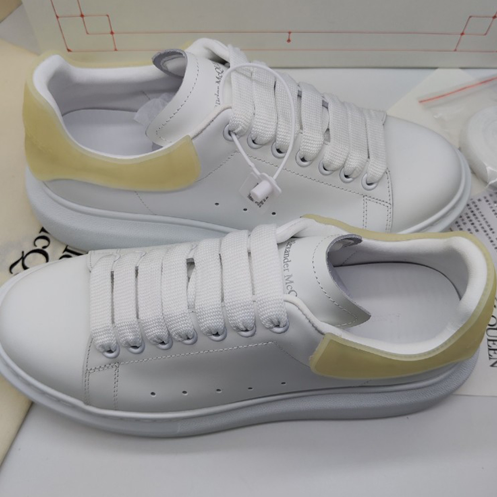 Alexander McQueen'Larry'sneakers  (Replica) - Sneaker Replica Workshop