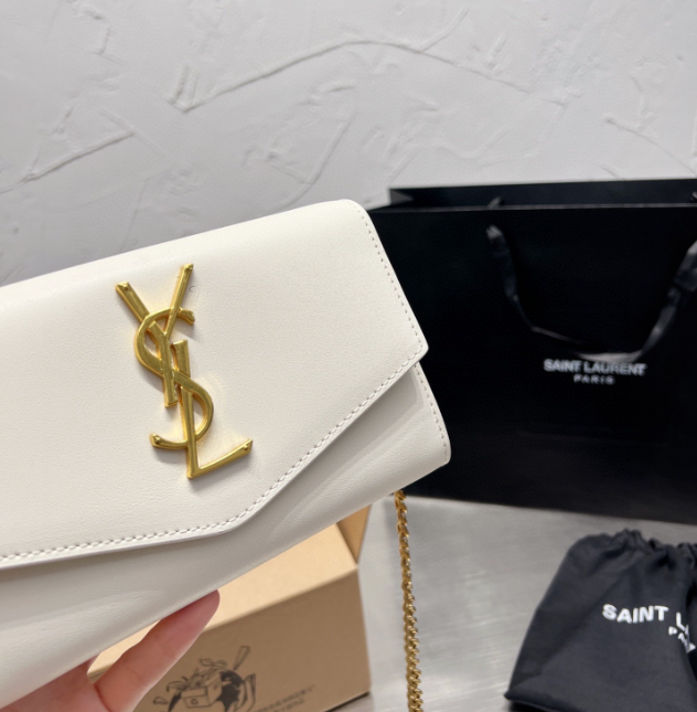 Y Uptown Leather Clutch  White - Top Club