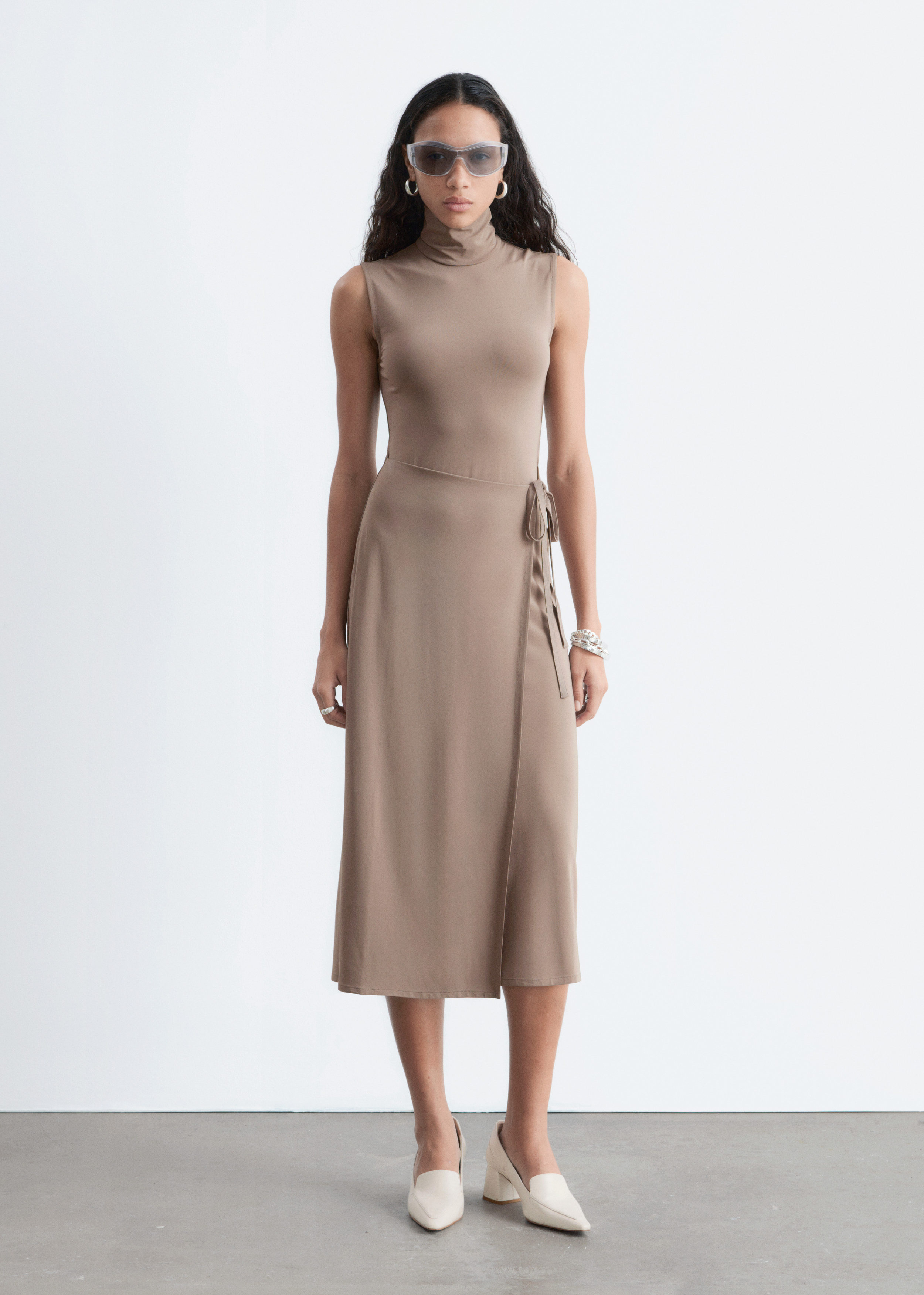 & Other Stories SLEEVELESS TURTLENECK MIDI DRESS