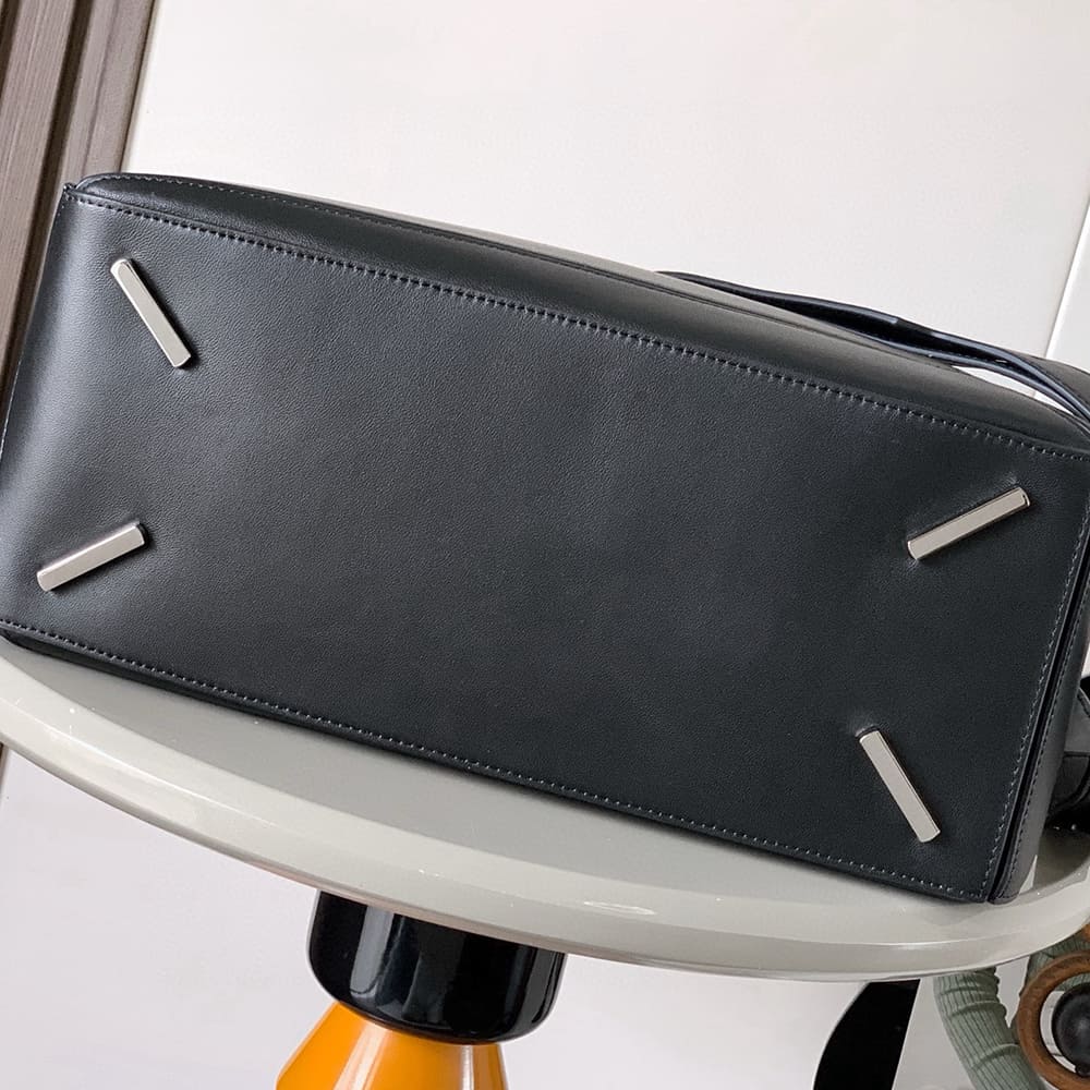 Loewe Large Featherlight Puzzle bag in nappa lambskin(HIGH-END GRADE) - Top Club