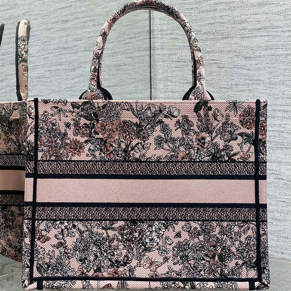 Dior Lucky Medium Dior Book Tote - Top Club