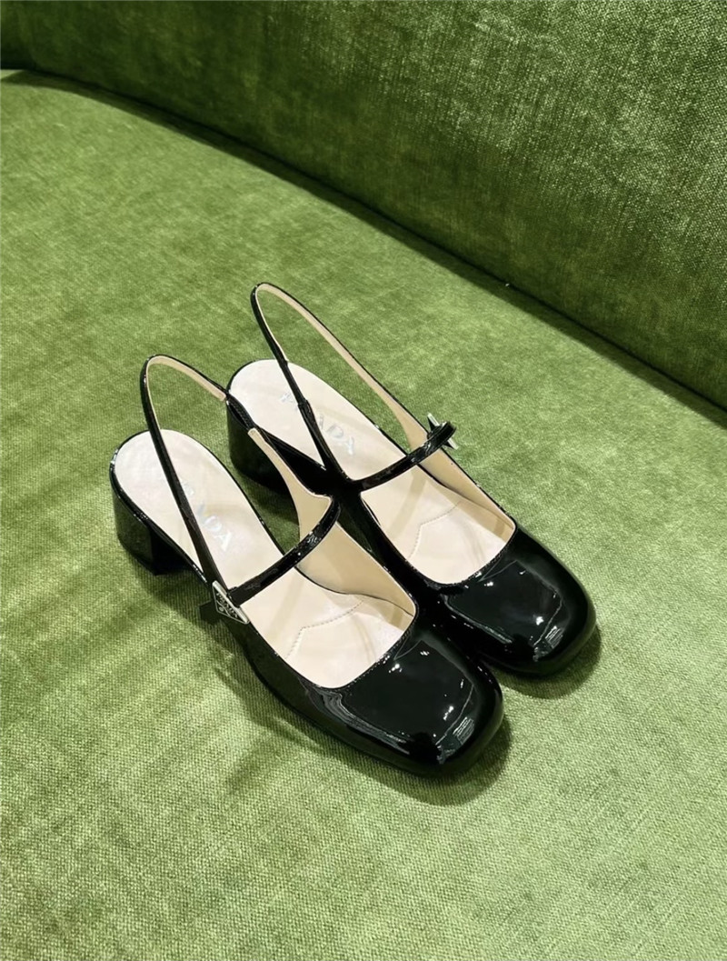 prada delicate triangle logo sneakers - Sneaker Replica Workshop