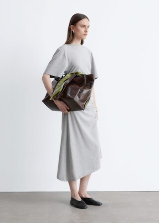 & Other Stories ASYMMETRIC MIDI T-SHIRT DRESS