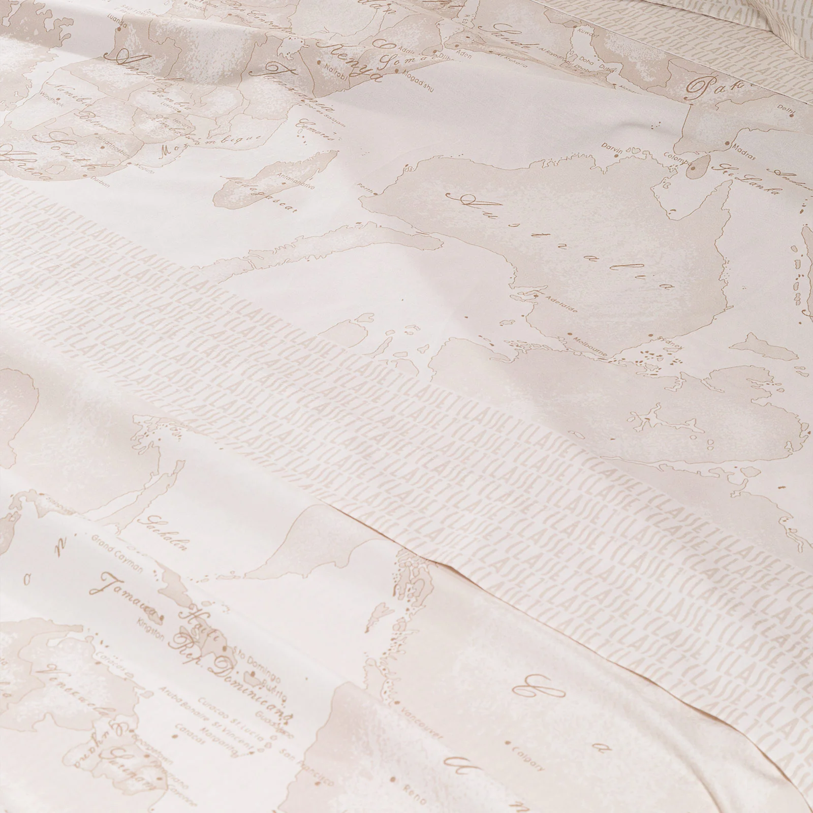 Lenzuola Copriletto In Percalle Geo White Matrimoniale Unica Alviero Martini 1A Classe