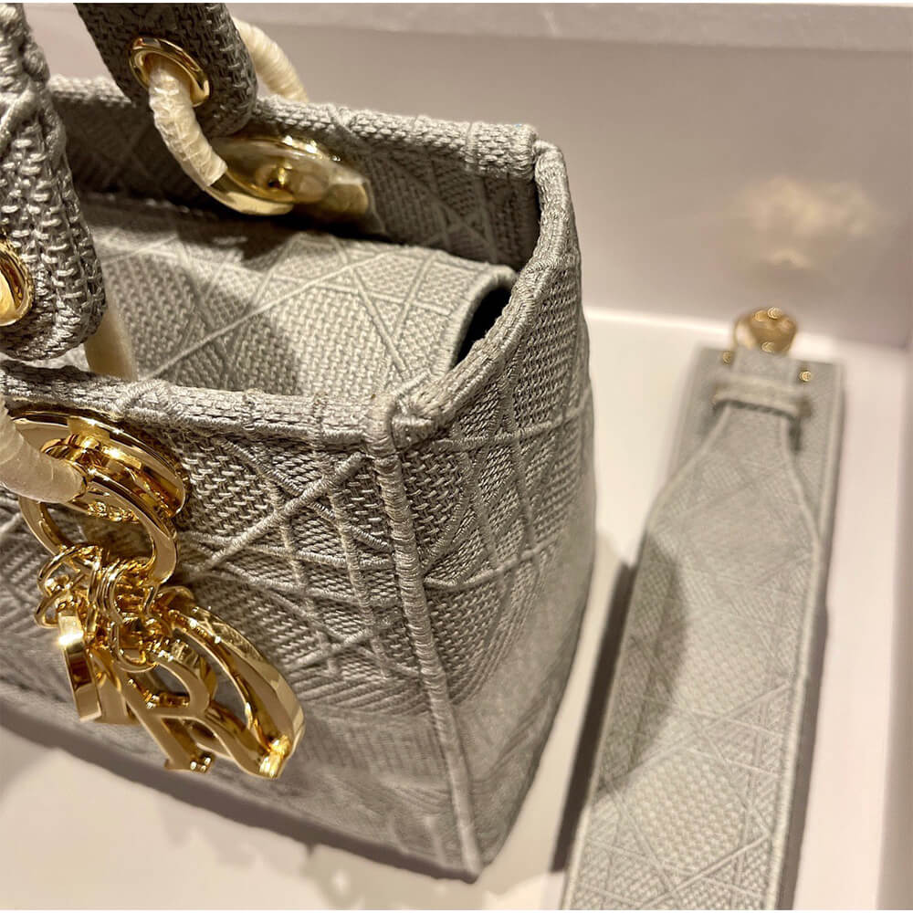 DIOR MEDIUM LADY D-LITE BAG - Top Club