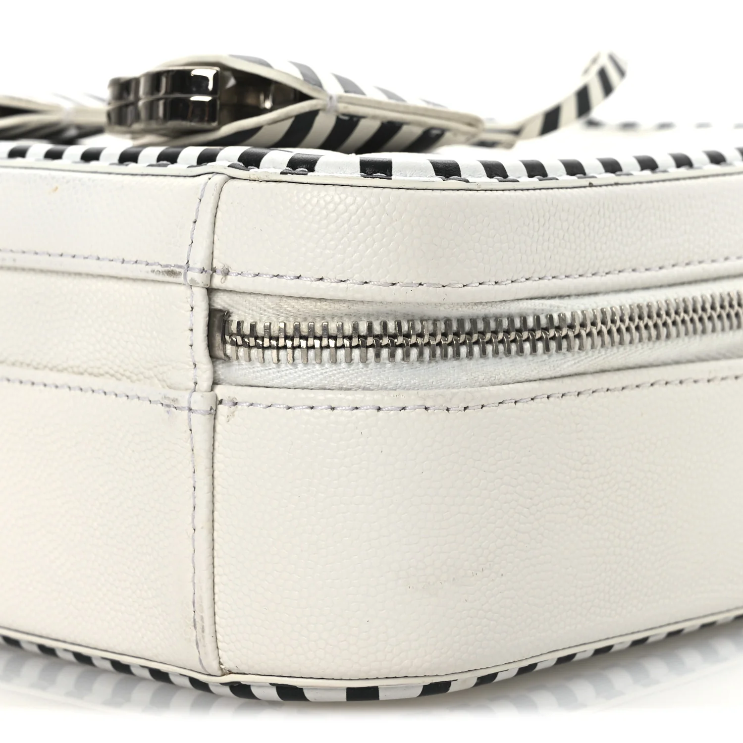 Caviar Quilted Striped Medium CC Filigree Vanity Case White Black - Top Club