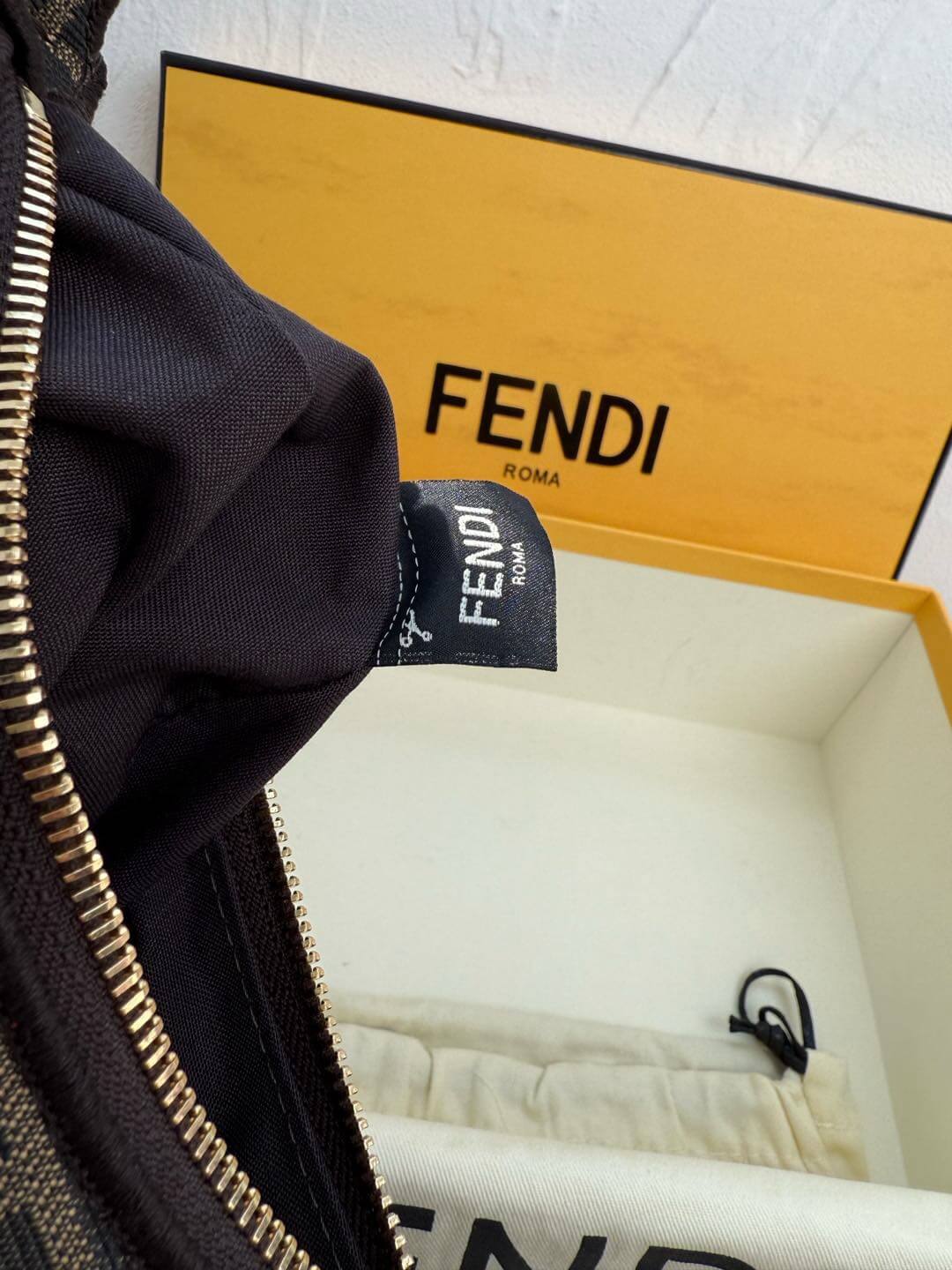 Fendigraphy Mini(HIGH-END GRADE) - Top Club