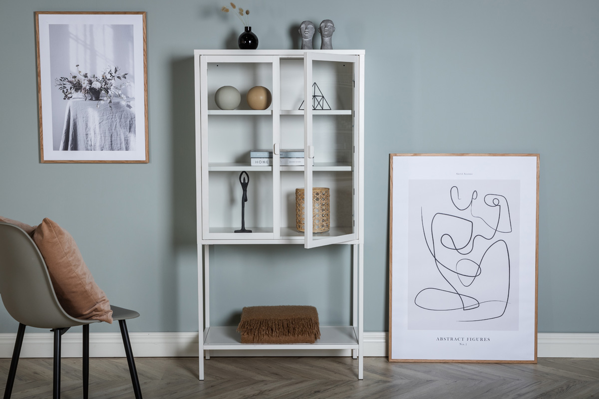 Metalen vitrinekast Claes Wit
