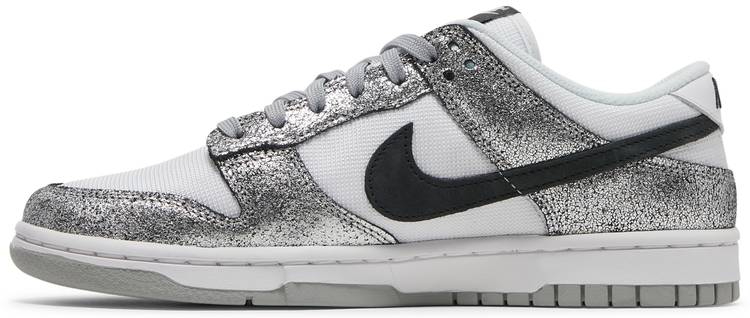Wmns Dunk Low  Golden Gals  DO5882-001 - Sneaker Replica Workshop