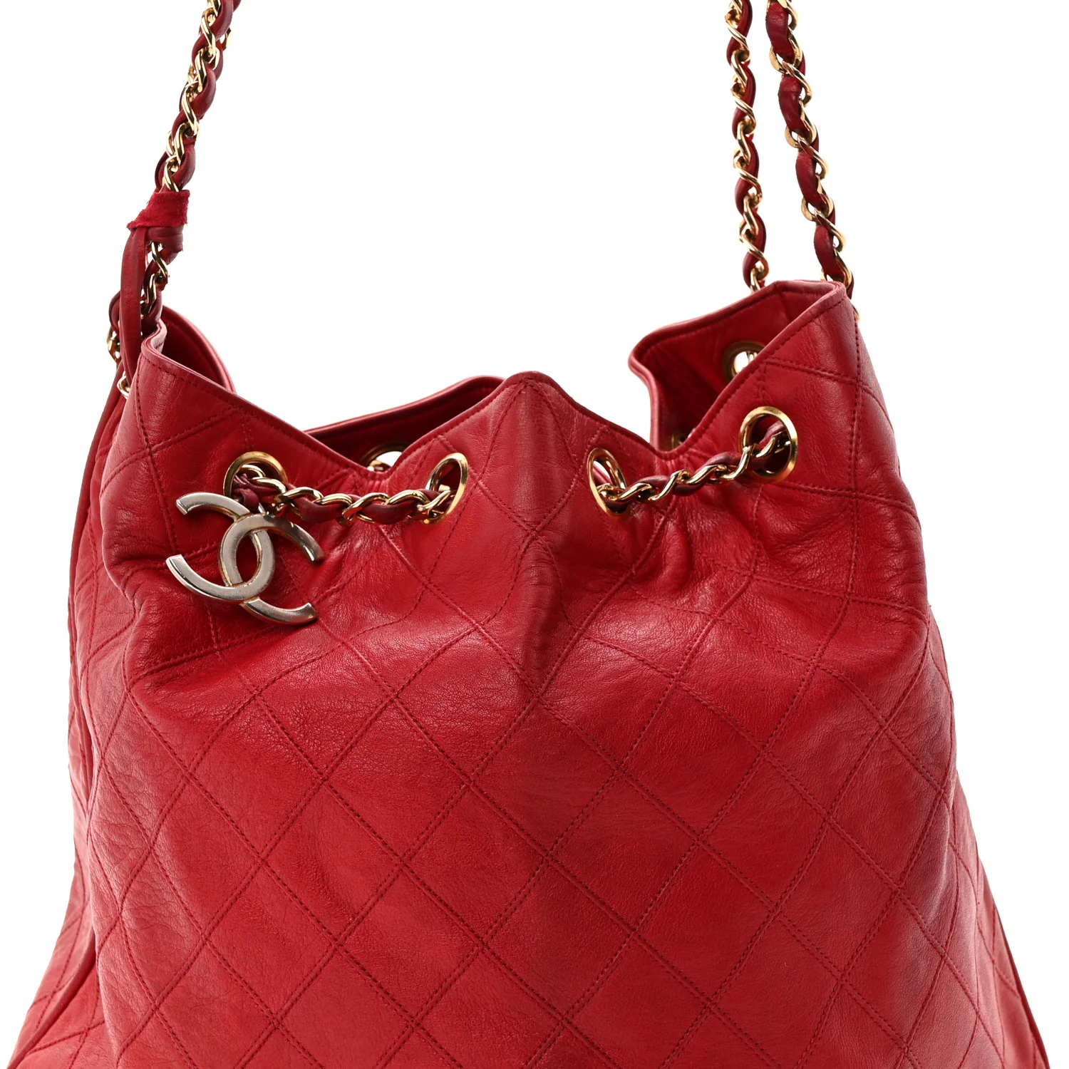 Lambskin Diamond Stitched CC Drawstring Shoulder Bag Red - Top Club