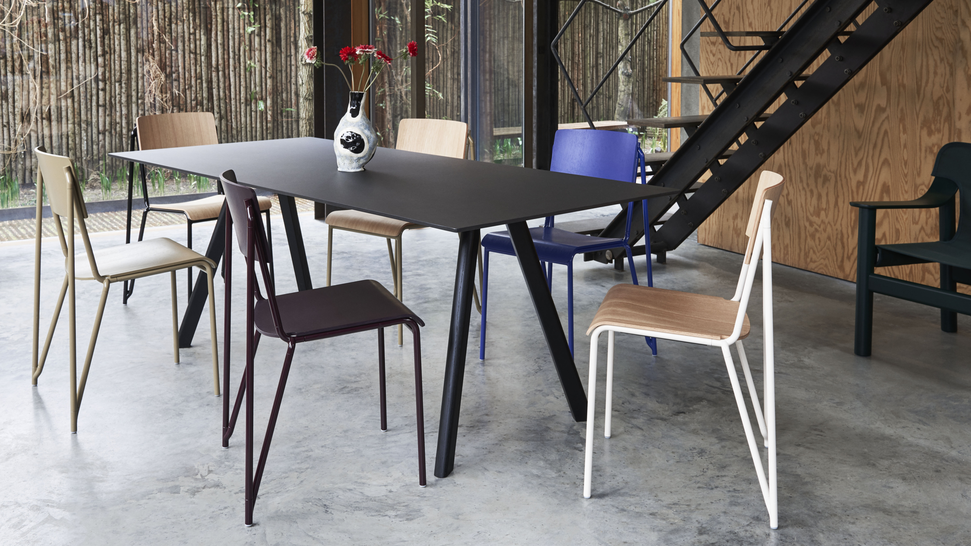 Eettafel CPH 30 200x90 mat gelakt onderstel linoleum wit bla