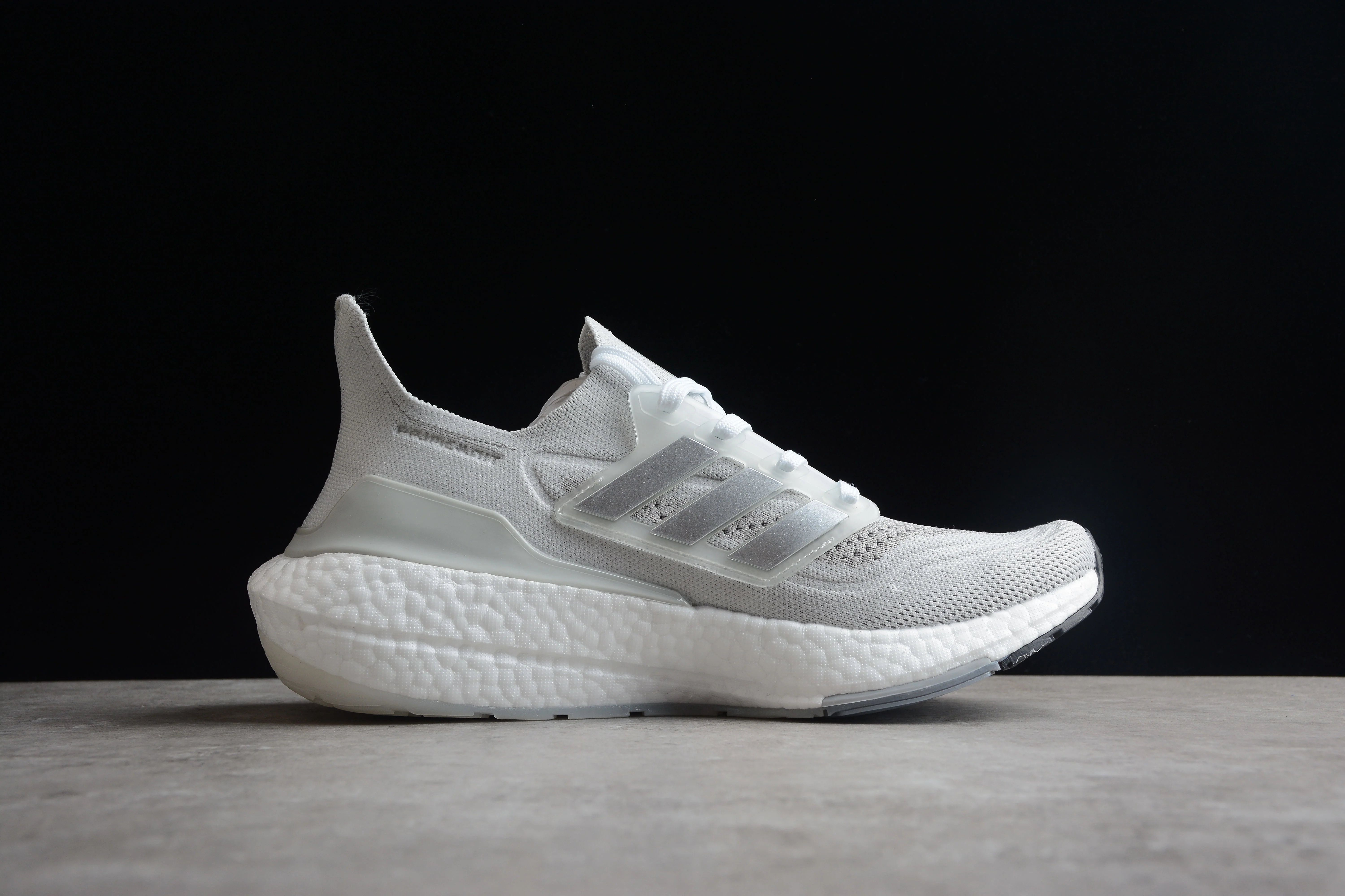 adidas Ultra Boost 21 Triple White Cloud. - Sneaker Replica Workshop