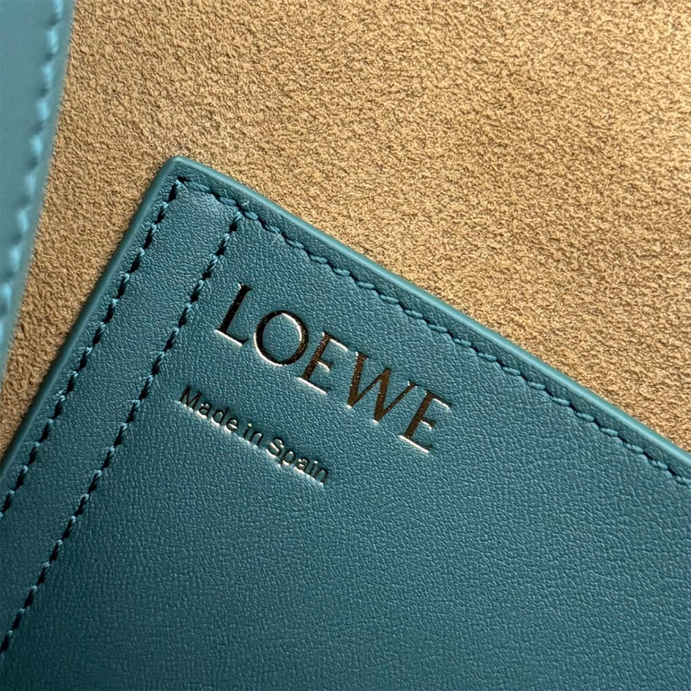 LOEWE Medium Pebble bucket in smooth calfskin(high-end grade) - Top Club