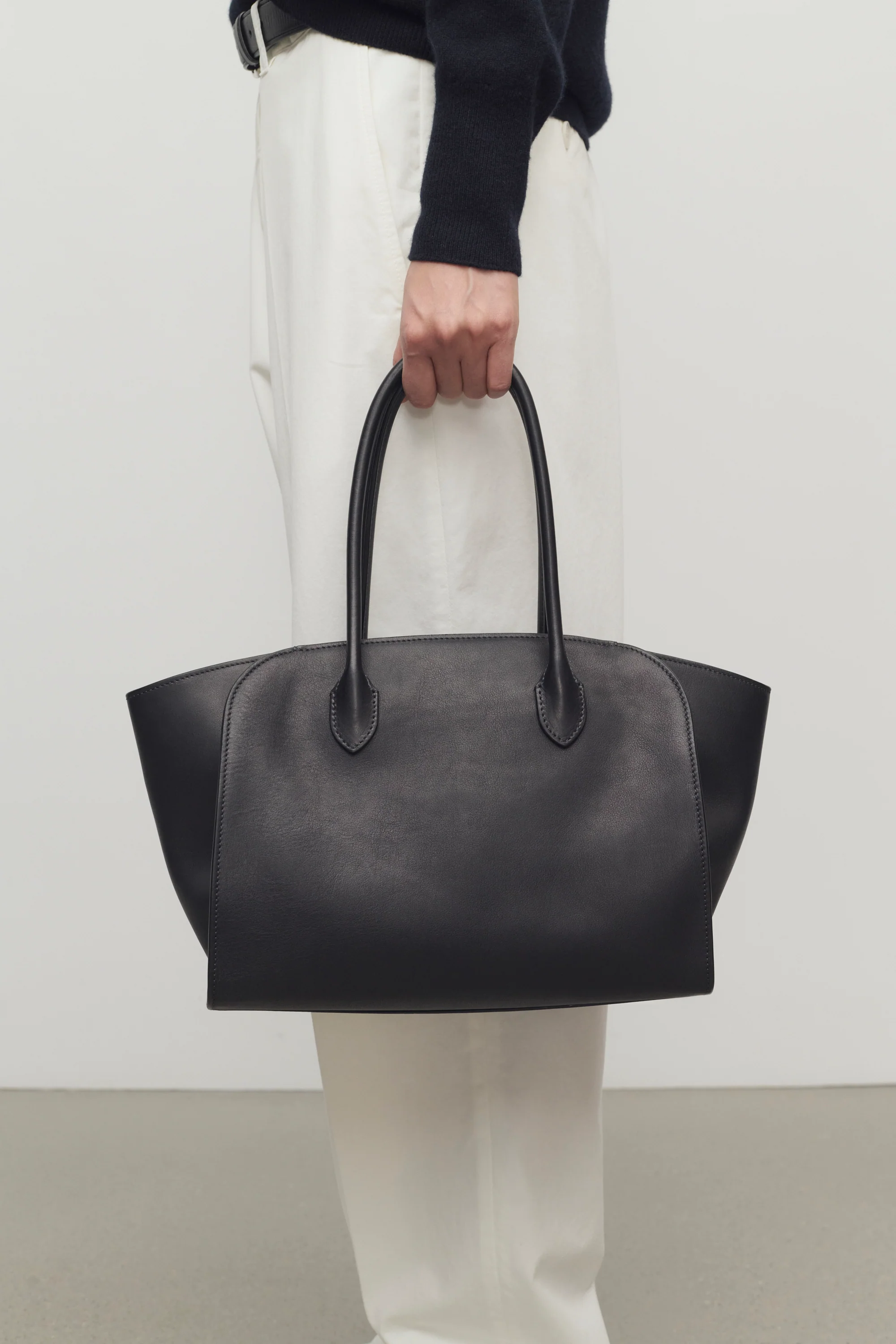 Marlo 12 Bag in Leather - Top Club