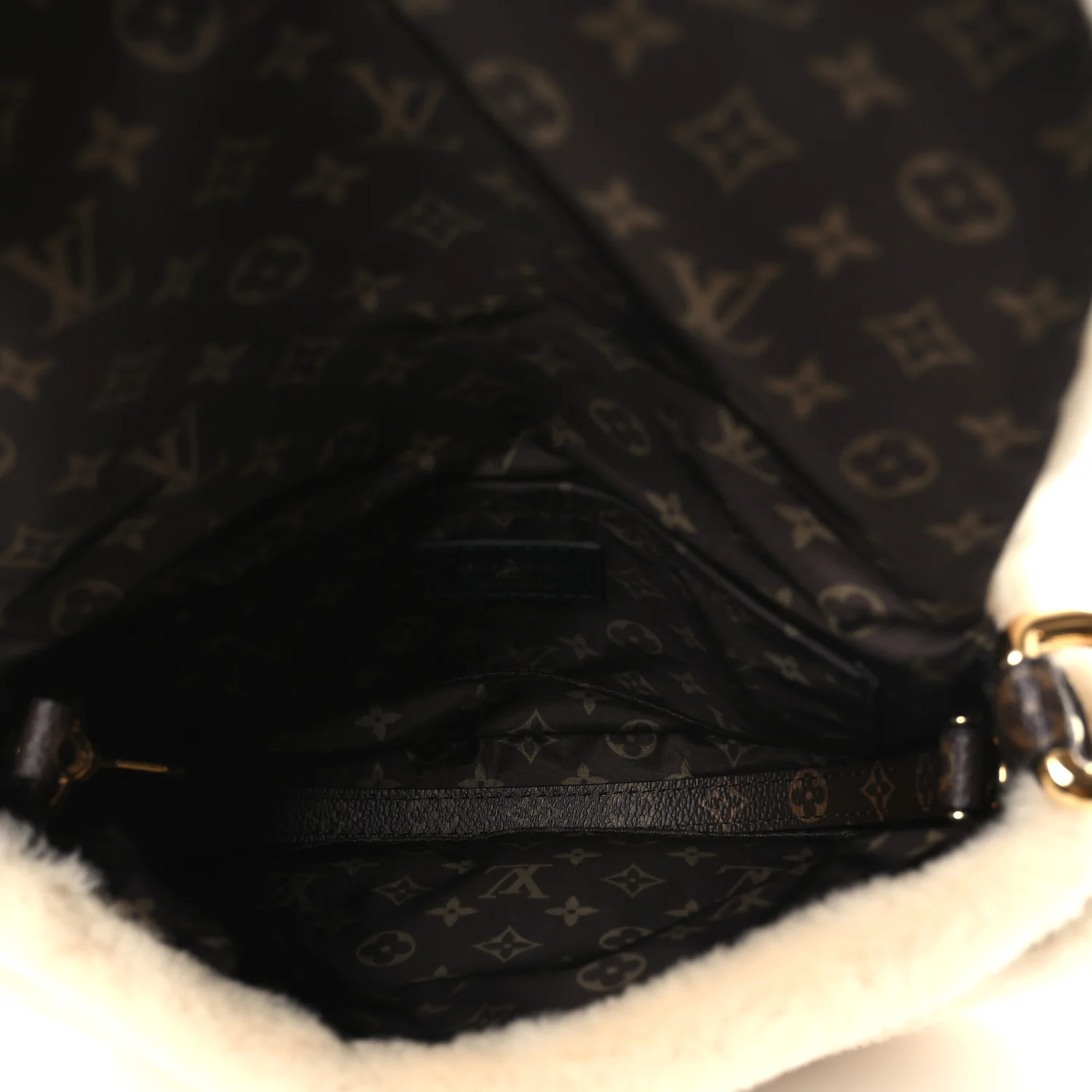 Shearling Monogram Sunset Cream - Top Club