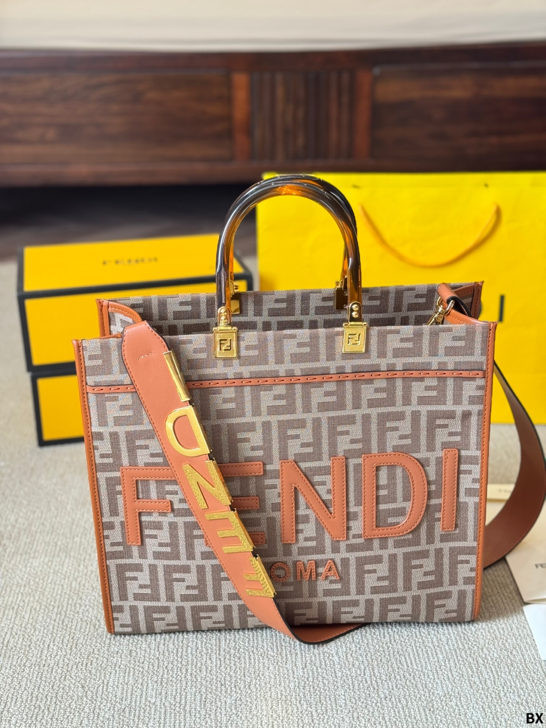Fen new arrival peekabo tote bag size??35*30 cm - Top Club