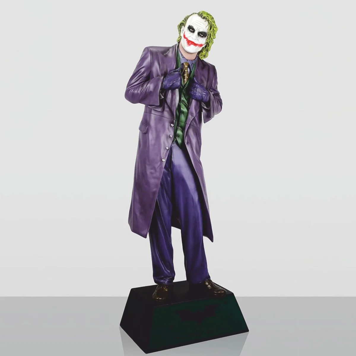 XXL decorative sculpture purple / green H. 215 cm - life-size decorative figure