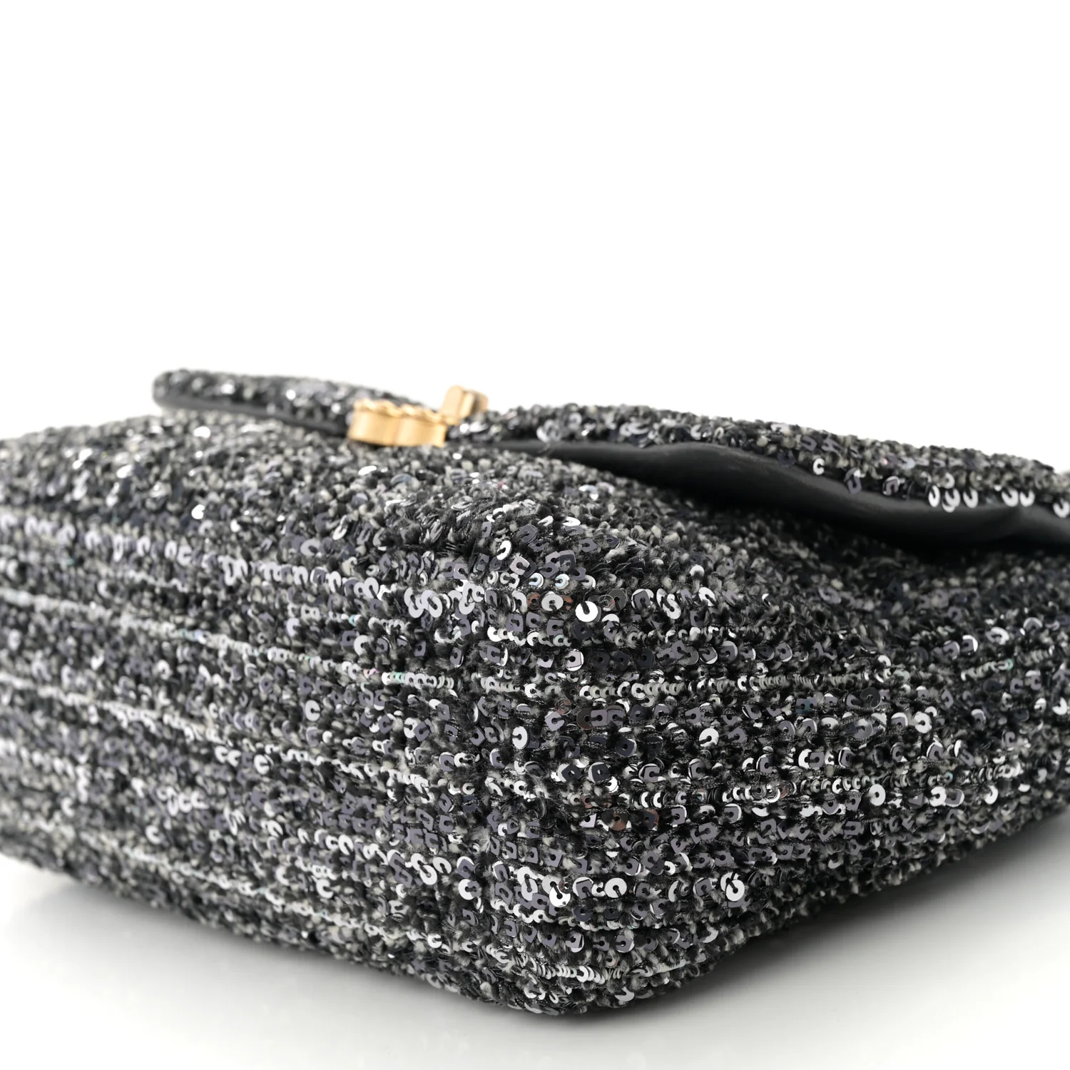 Tweed Sequin Quilted Medium Chanel 19 Flap Black Multicolor - Top Club