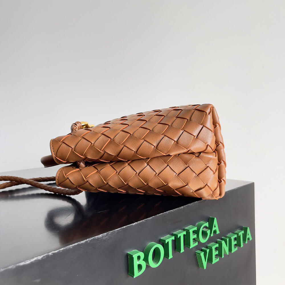 Bottega Veneta Small Andiamo - Top Club