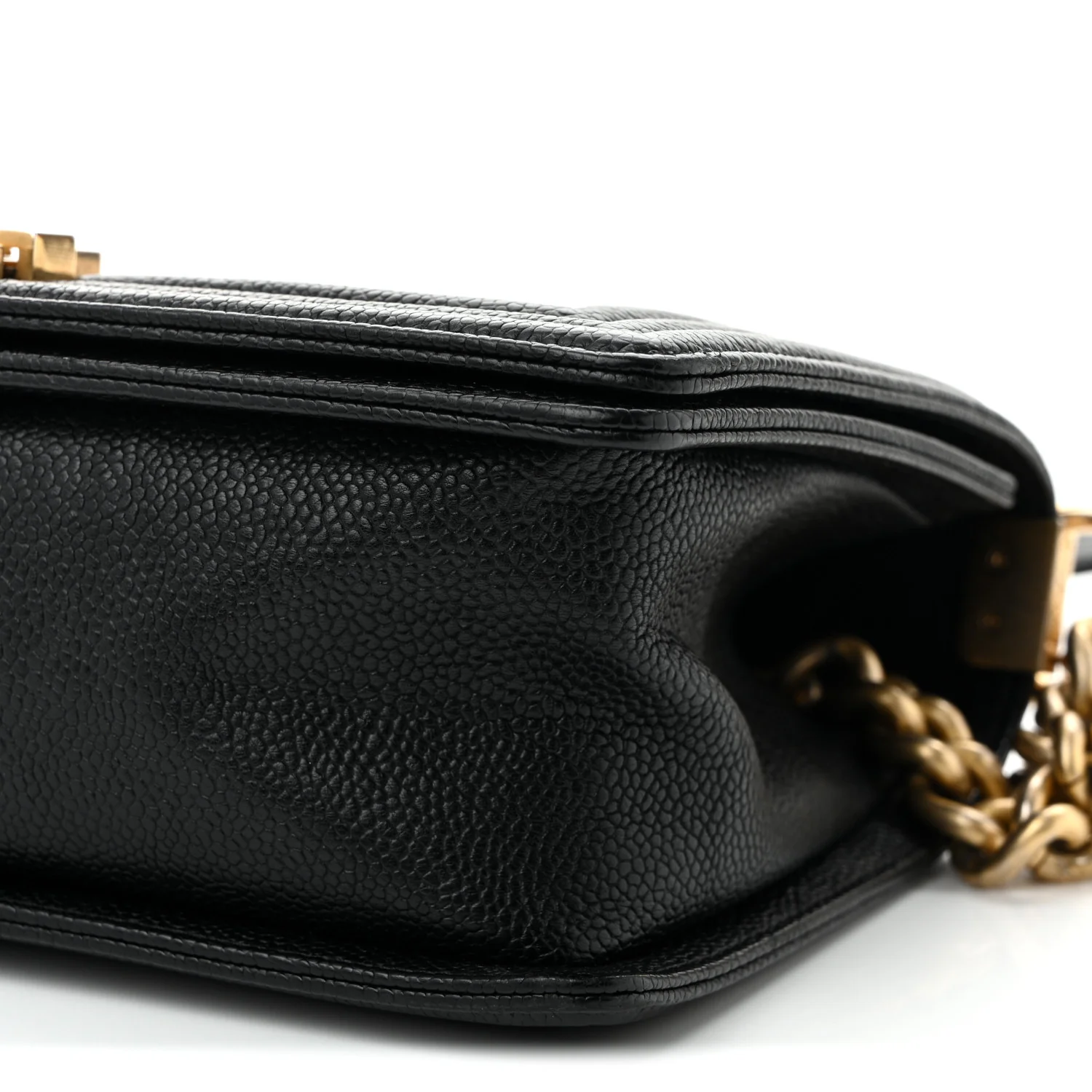 Caviar Quilted Medium Boy Flap Black - Top Club