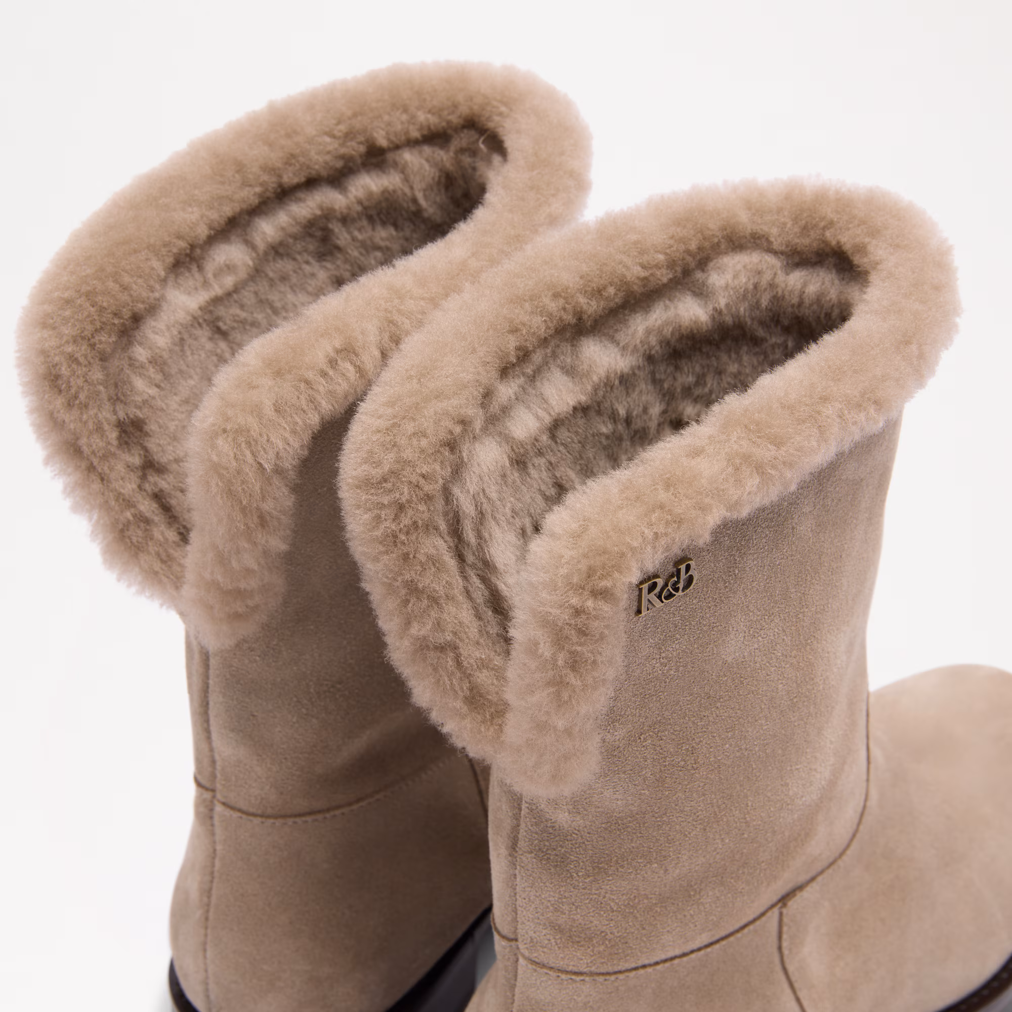 UnfoldFold Down Boot
